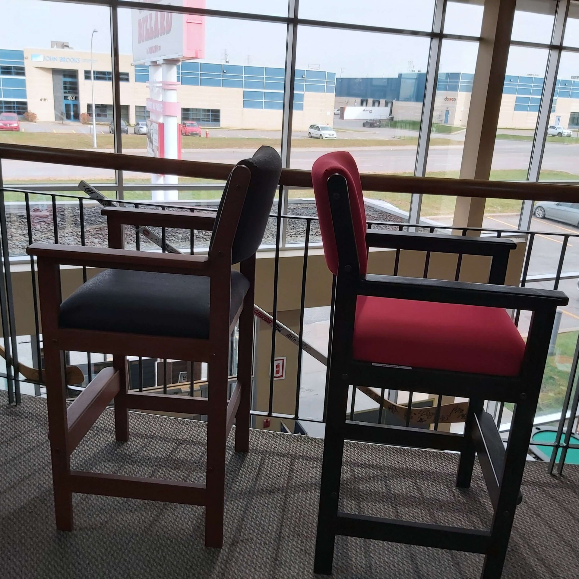 SPECTATOR CHAIR – Canada Billard